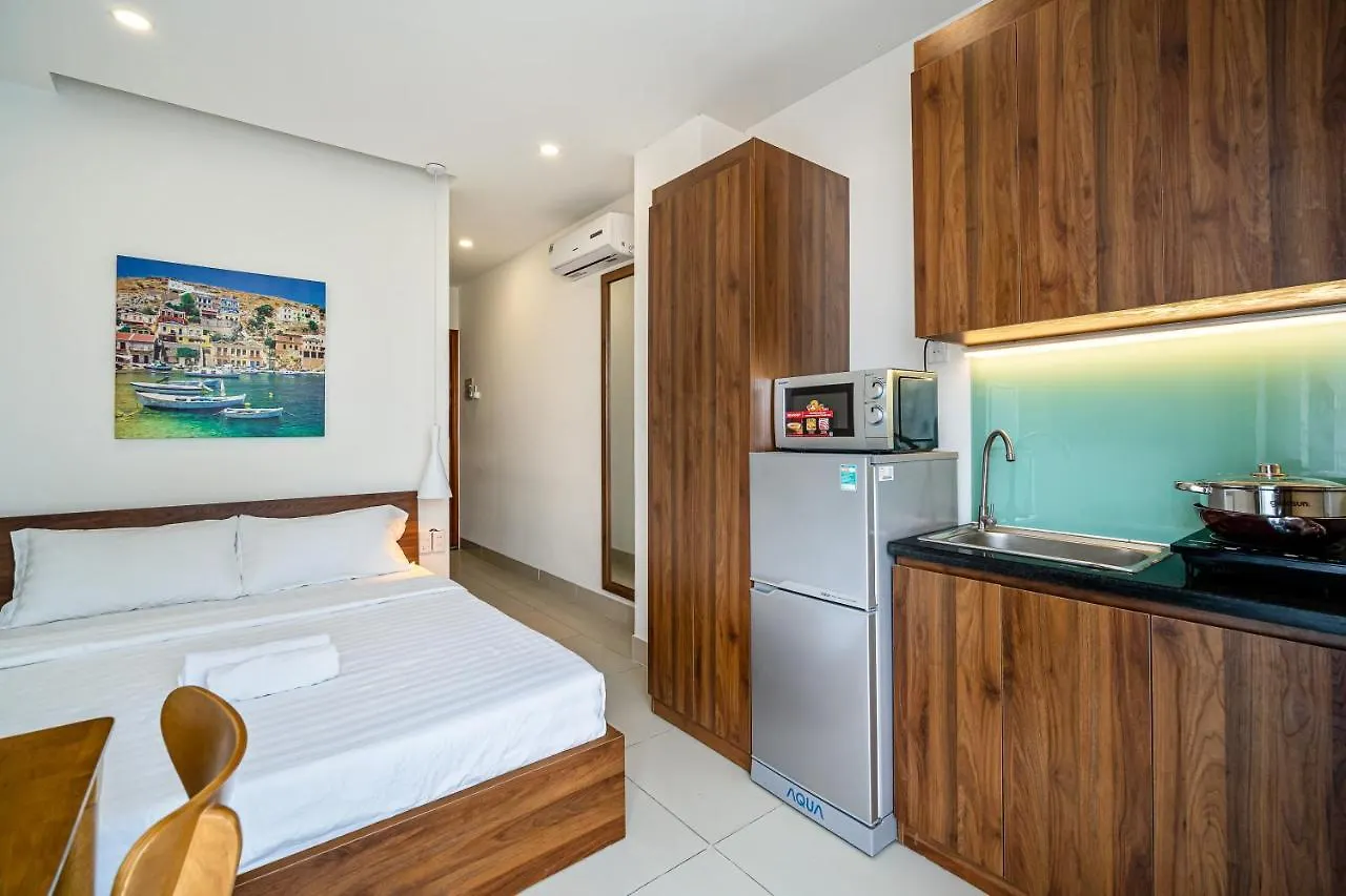 Universe Saigon Apartment Phu Quoc 2*,