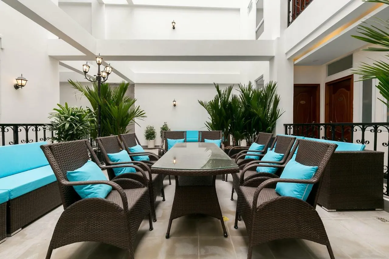 Universe Saigon Apartment Phu Quoc 2*,  Vietnam